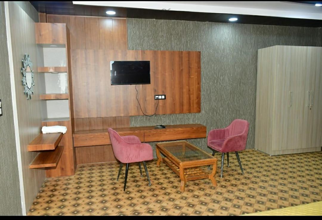 Hotel Pearl Residency Mukteshwar Extérieur photo