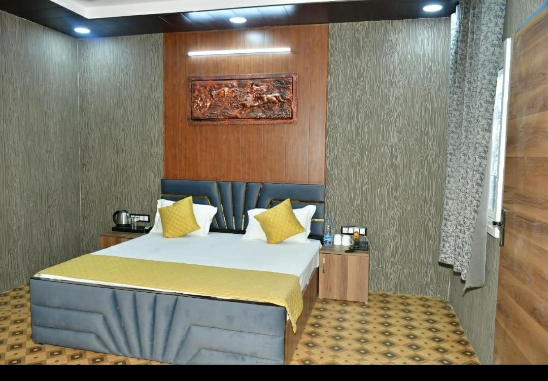 Hotel Pearl Residency Mukteshwar Extérieur photo